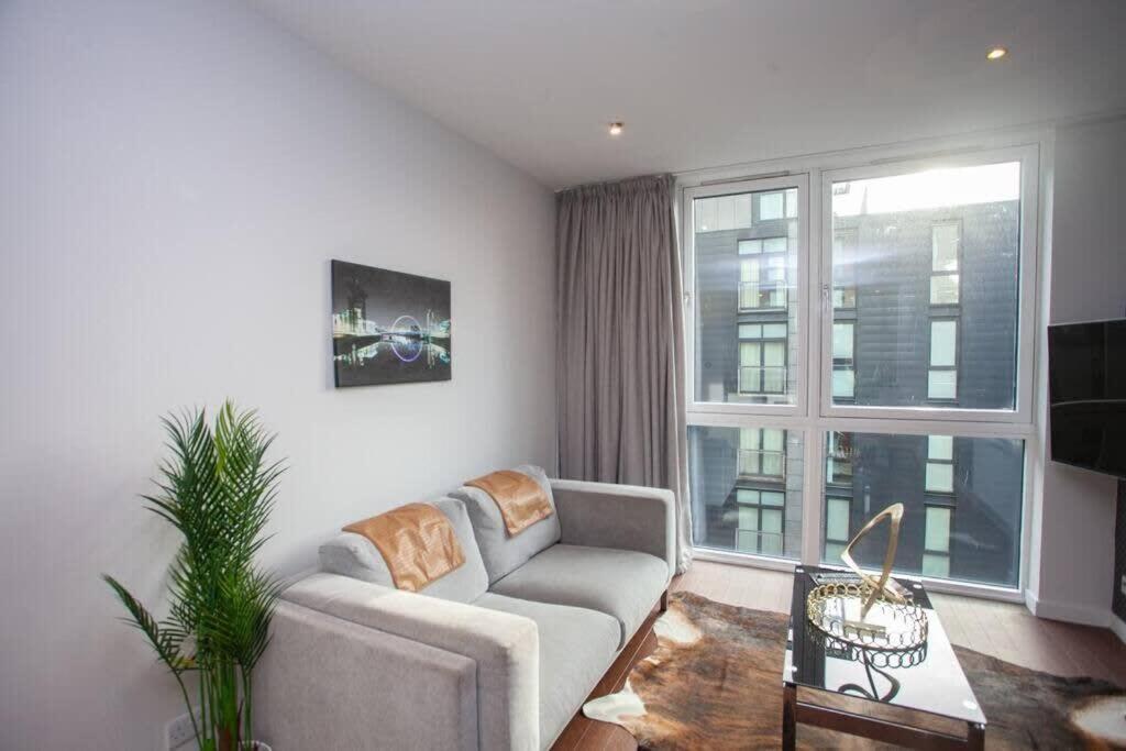 1 Bedroom Apartment In Very Central Location Glasgow Luaran gambar